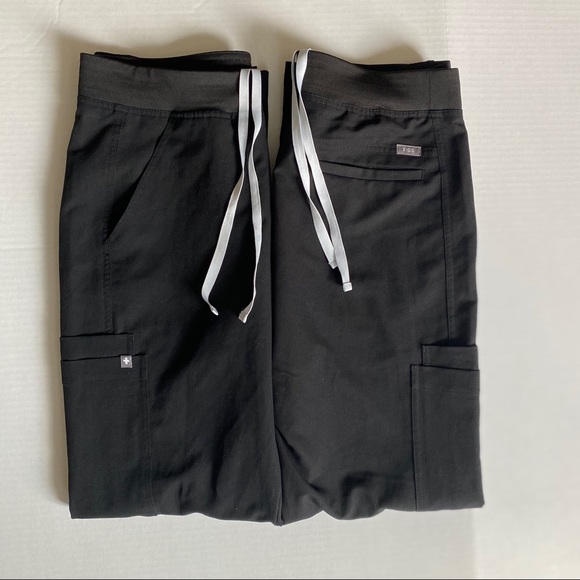 💣 Men’s FIGS Bundle! - Picture 2 of 3